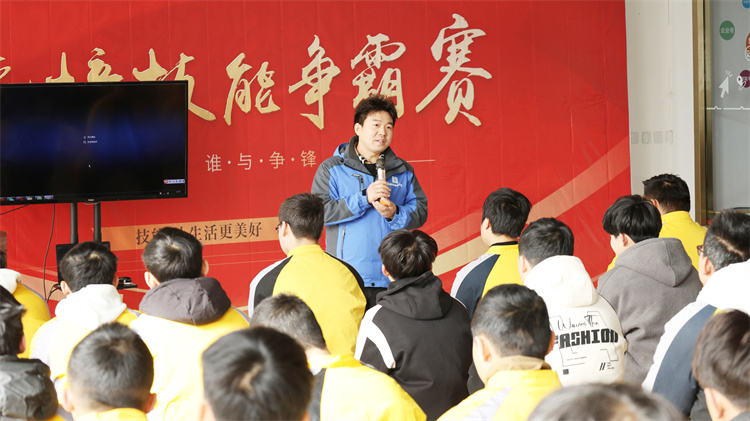 掌握前沿技術(shù)，馭見未來 ——連順自動變速箱專修技術(shù)總監(jiān)走進西安萬通，共話汽車行業(yè)新未來