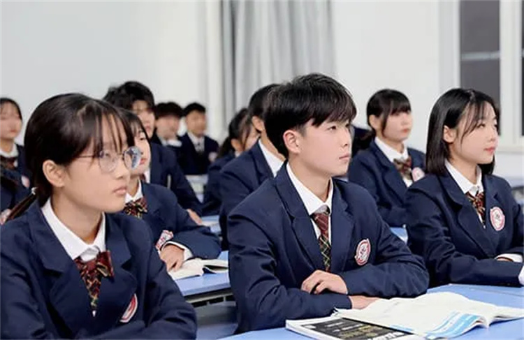 單招沒考好？別慌！西安萬通春招末班車，給孩子另一條成才之路