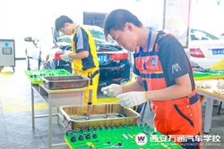 西安萬通2018級(jí)新生技能考核大賽激烈角逐