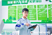【新創(chuàng)客】衛(wèi)坤山：當學徒學得慢 到學?？焖僬莆占夹g