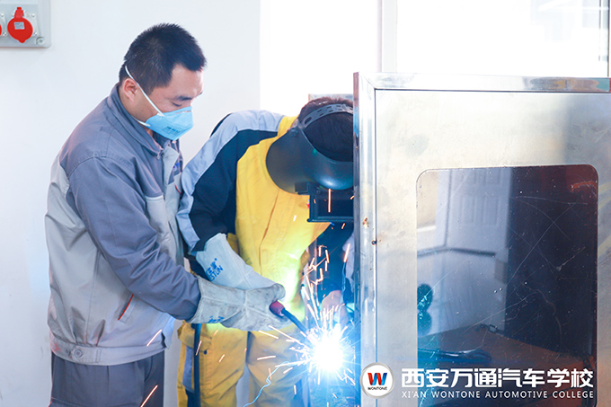 西安短期焊工培訓(xùn)多少錢？短期培訓(xùn)就業(yè)學(xué)校哪家好？