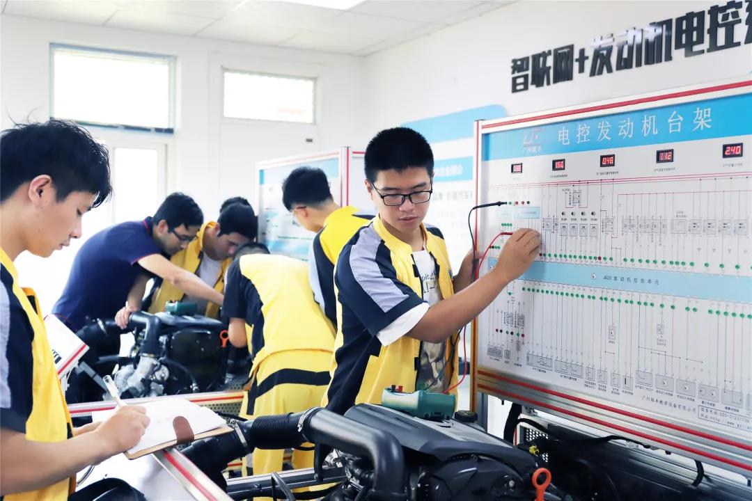 萬通教學(xué)模式大揭秘！萬通學(xué)子優(yōu)秀的原因在這里！