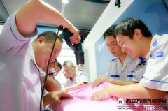 初中畢業(yè)   學(xué)汽修是不錯的選擇