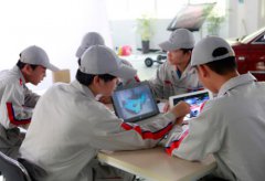 辦學(xué)實力誰最強 實訓(xùn)室里見真章