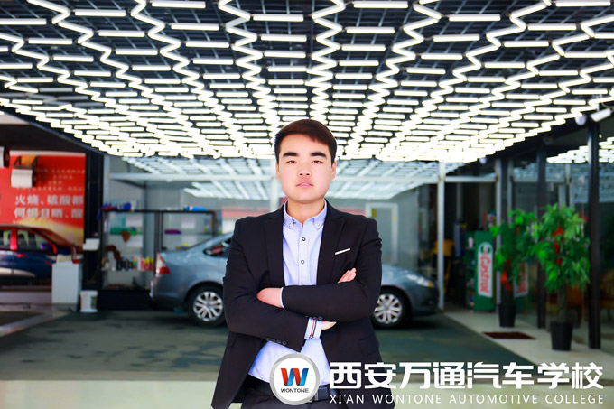 車爵士分店店長——西安萬通學(xué)子陳強強