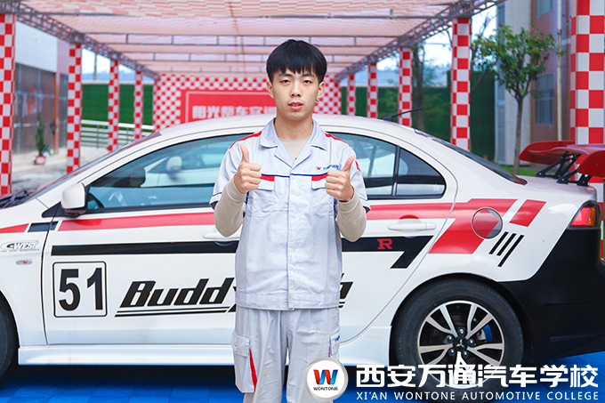 【新創(chuàng)客】王磊 “喜歡干凈、愛上汽車”