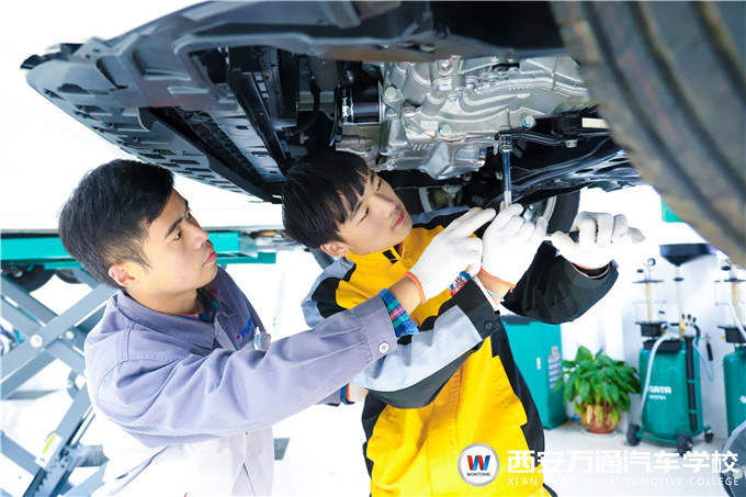 這5種駕駛壞習(xí)慣最傷車！