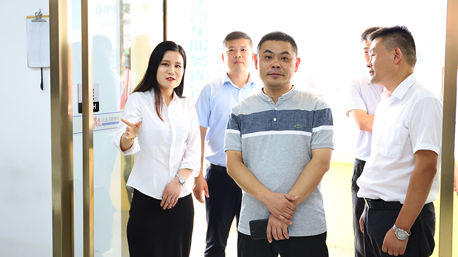 汽修行業(yè)頂級大師李東江教授蒞臨西安萬通講學4