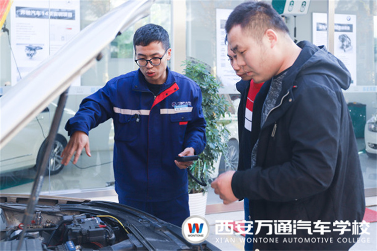 來萬通學(xué)二手車評估師前景怎么樣？