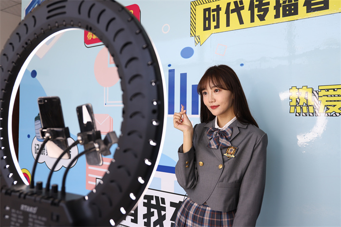 興趣變職業(yè)！成為“電商主播”不是夢(mèng)！