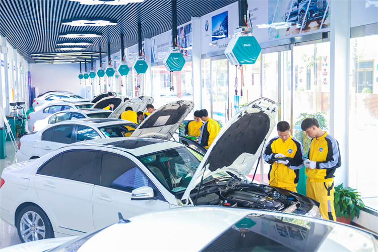 考前擇校季，汽車類專業(yè)就業(yè)方向有哪些？